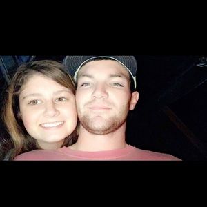 Meet your Posher, Elise